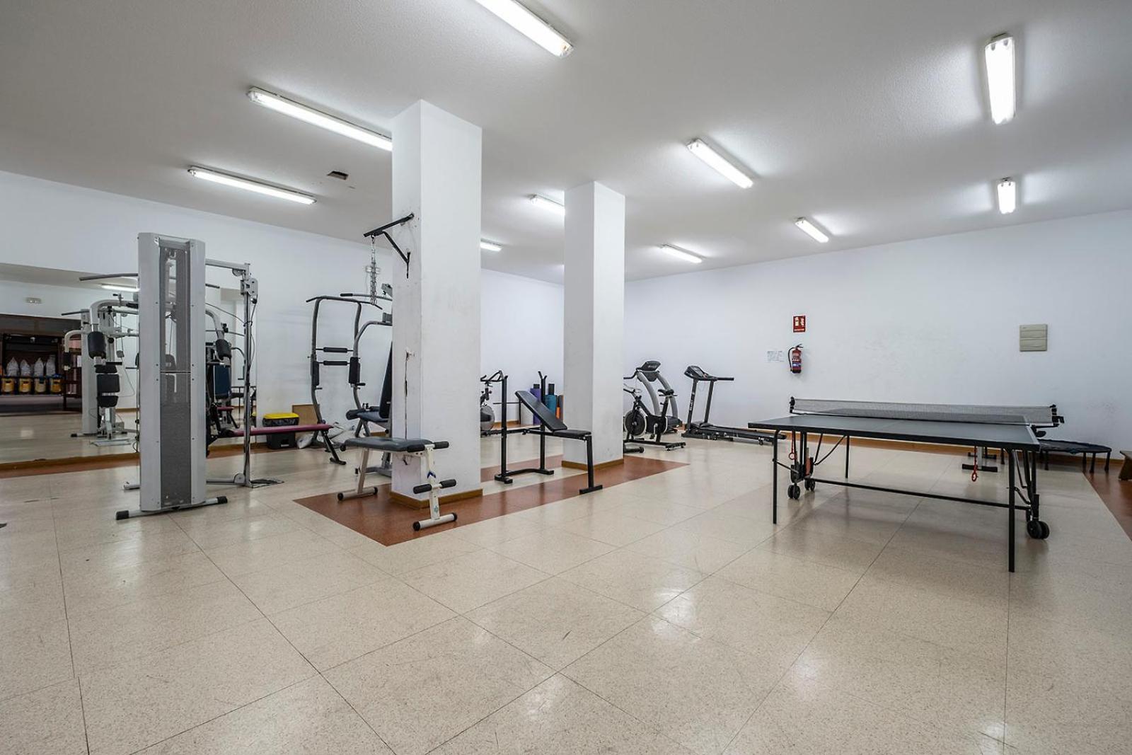 Apartamento Wanda Ifema Con Parking Y Piscina Madrid Bagian luar foto