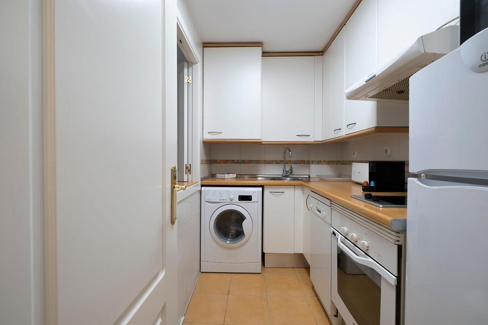 Apartamento Wanda Ifema Con Parking Y Piscina Madrid Bagian luar foto